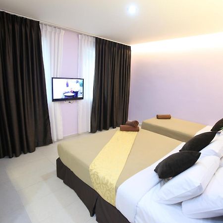 Al Huda Hotel Malacca Eksteriør billede